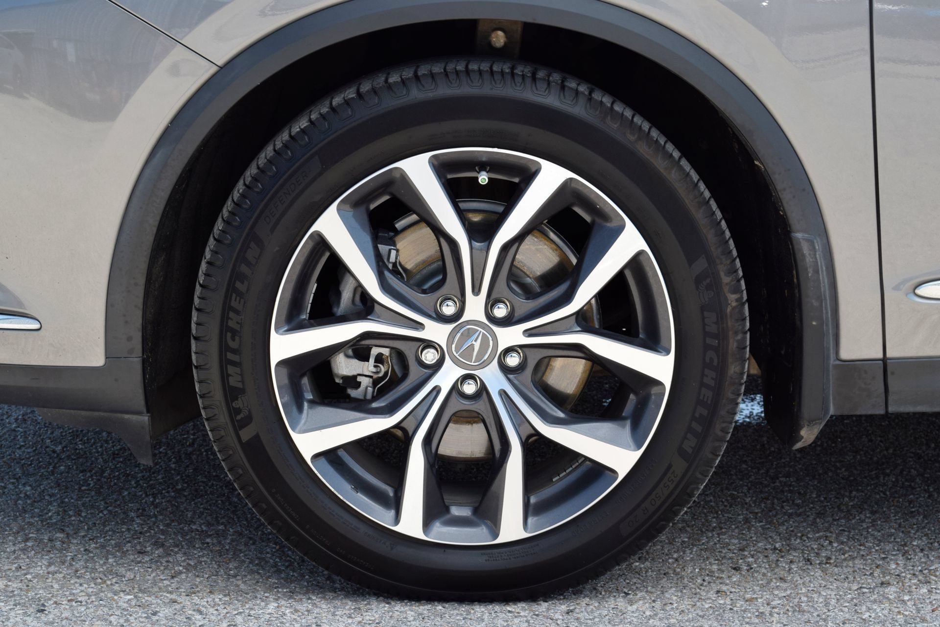 Used 2023 Acura MDX w/ Technology Package FWD image 30
