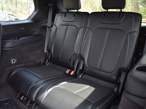 Used 2021 Jeep Grand Cherokee L Overland w/ Luxury Tech Group IV image 28