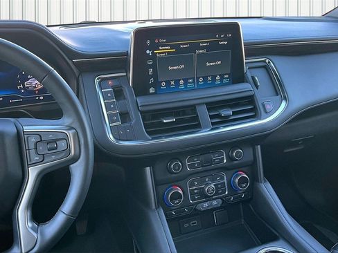 Used 2023 Chevrolet Tahoe Z71 w/ Luxury Package image 3