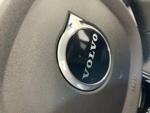 New 2026 Volvo XC60 T8 Plus w/ Protection Package Premier image 46