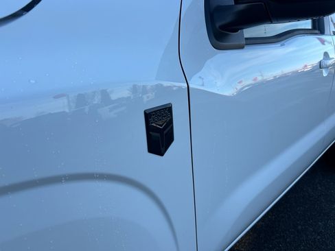 New 2026 Nissan Frontier SV image 10