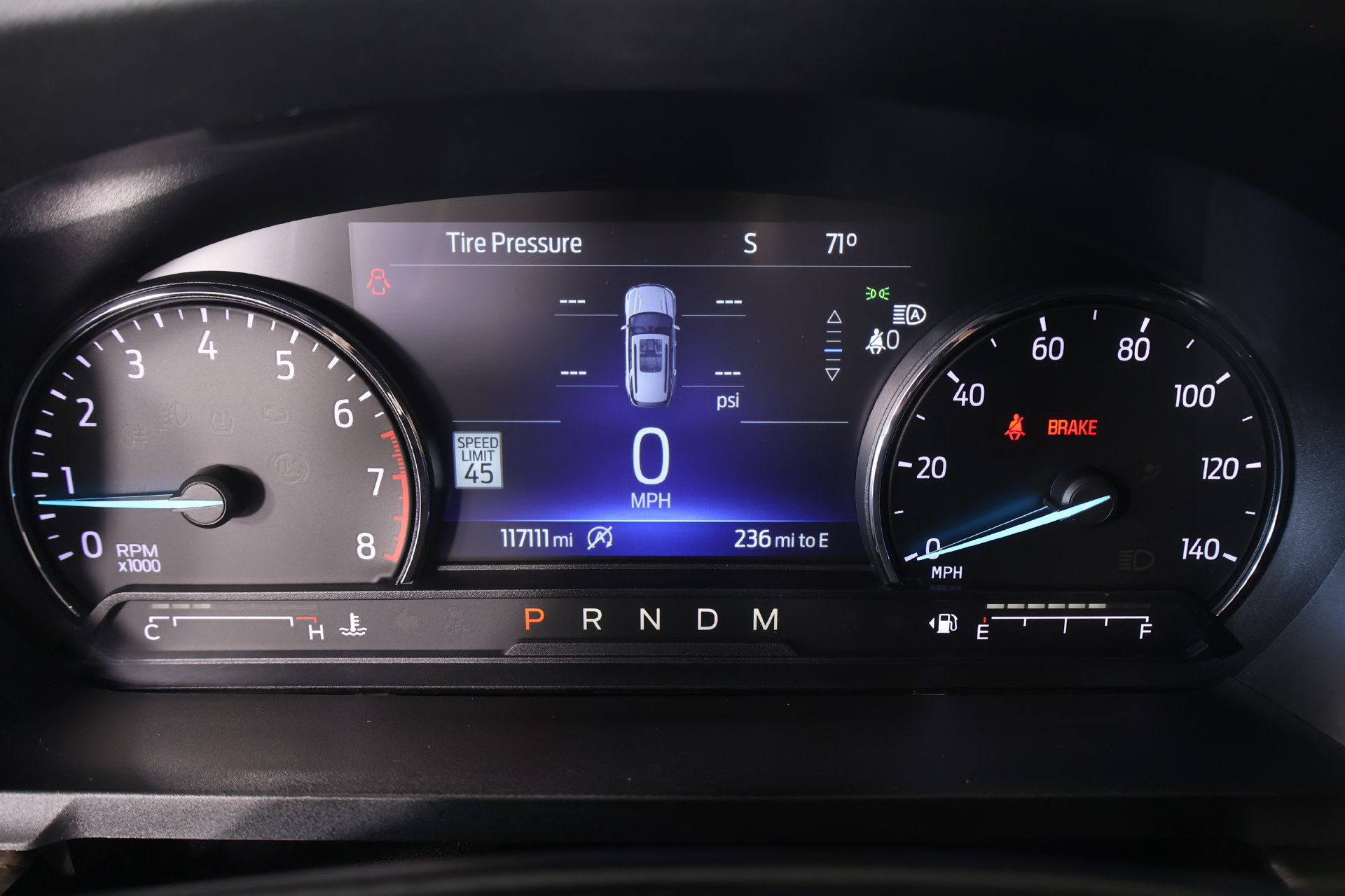 Used 2020 Ford Explorer Limited RWD image 4