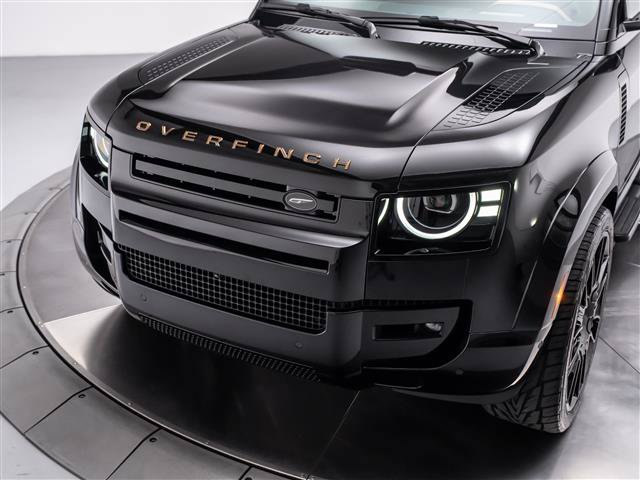 New 2026 Land Rover Defender 130 V8 AWD/4WD image 9