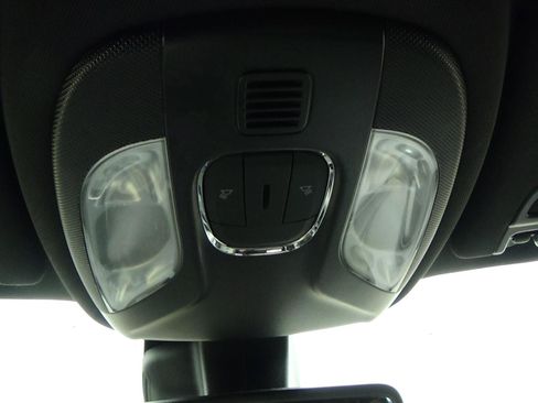 Certified 2025 Jeep Compass Latitude AWD/4WD image 28
