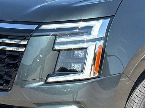 New 2026 Nissan Armada Platinum w/ Convenience Package image 5