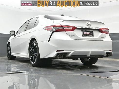 Used 2019 Toyota Camry XSE FWD image 23