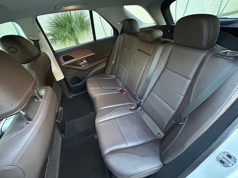 Used 2023 Mercedes-Benz GLE 450 4MATIC w/ AMG Line Exterior image 37