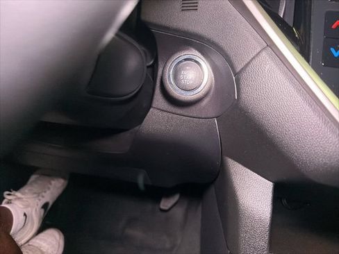 Used 2025 Subaru Ascent Premium AWD/4WD image 32
