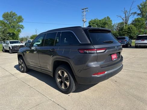 Used 2024 Jeep Grand Cherokee Limited 4xe AWD/4WD image 5