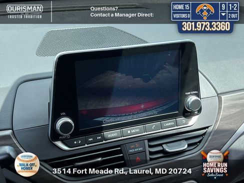 Used 2025 Nissan Altima 2.5 SV FWD image 12