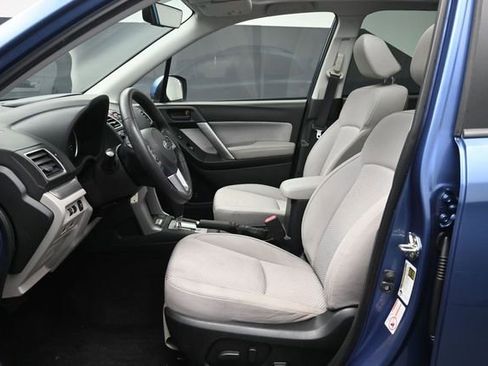 Used 2018 Subaru Forester 2.5i Premium w/ All-Weather Package AWD/4WD image 17