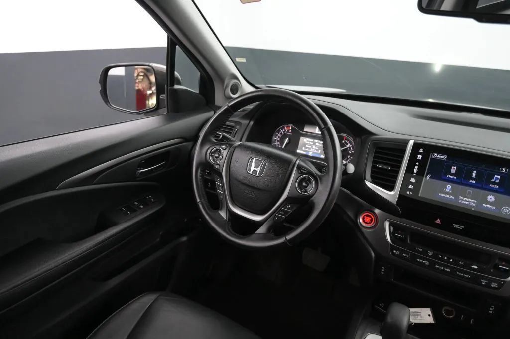 Used 2017 Honda Pilot EX-L image 32