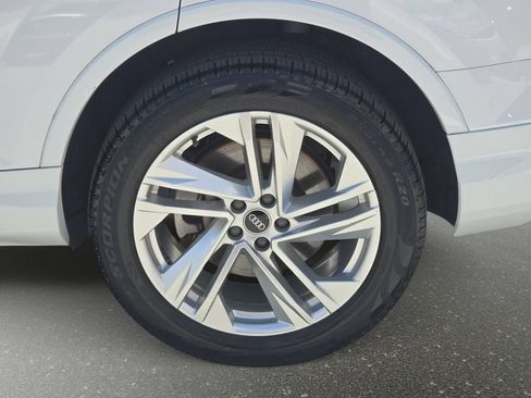 Used 2021 Audi Q7 2.0T Premium AWD/4WD image 32