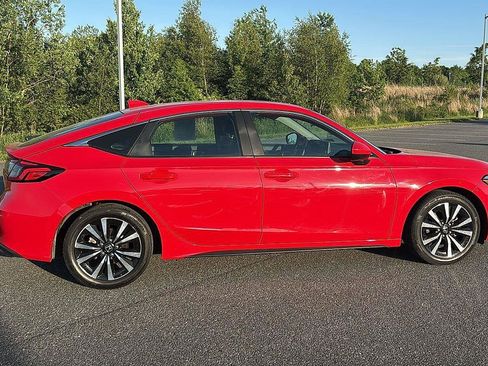 Used 2023 Honda Civic EX-L image 4