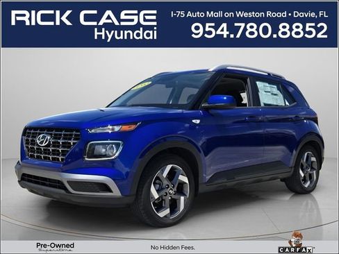 Used 2025 Hyundai Venue SEL image 1