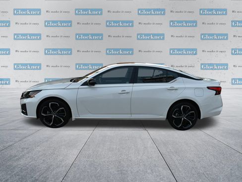 Used 2023 Nissan Altima 2.5 SR w/ SR Premium Package AWD/4WD image 10