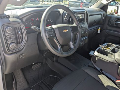 New 2026 Chevrolet Silverado 1500 Custom image 10