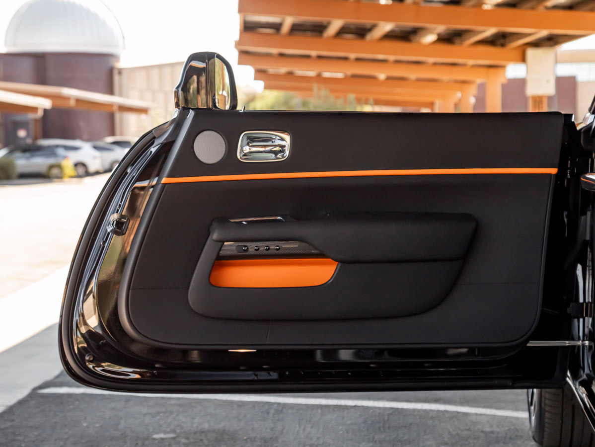 Certified 2018 Rolls-Royce Dawn RWD image 31