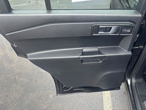 Used 2021 Ford Explorer 4WD Police Interceptor image 25