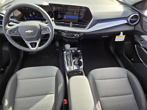 New 2026 Chevrolet Trax LT w/ LT Convenience Package image 13
