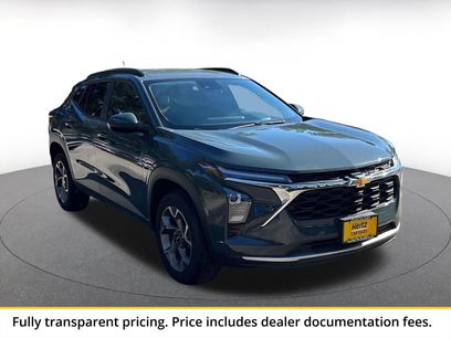 Used 2025 Chevrolet Trax LT
