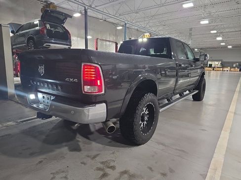 Used 2018 RAM 3500 Laramie Longhorn image 5