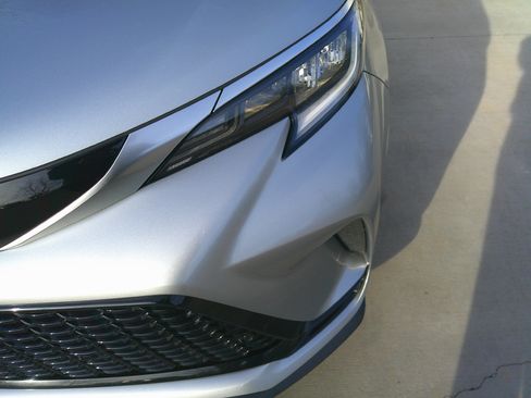 Used 2021 Toyota Sienna XSE image 45