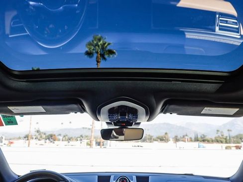 Used 2020 Porsche Macan image 17