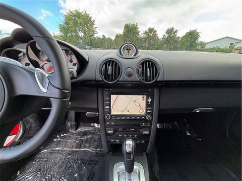 Used 2011 Porsche Cayman S image 11