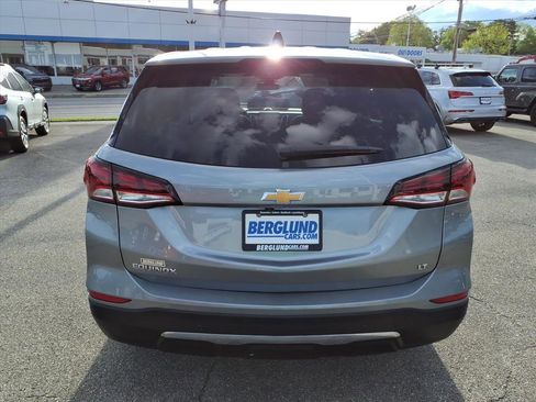 Used 2024 Chevrolet Equinox LT FWD image 5