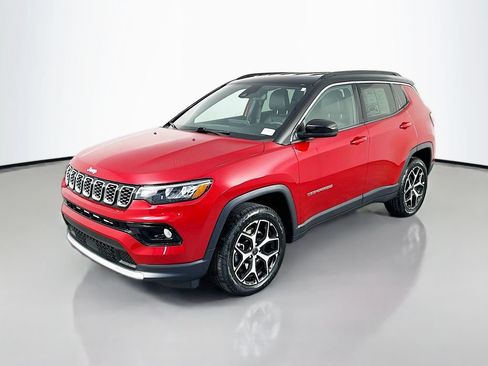Used 2025 Jeep Compass Limited AWD/4WD image 3