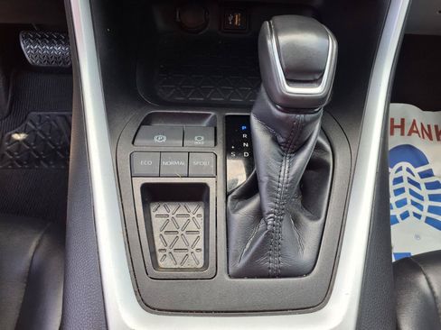 Used 2023 Toyota RAV4 XLE Premium FWD image 18