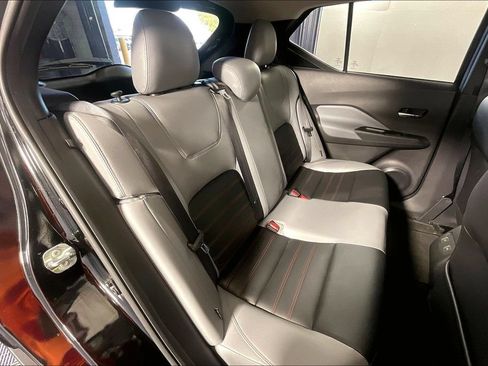 Used 2024 Nissan Kicks SR w/ SR Premium Package FWD image 32