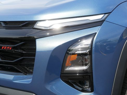 Used 2026 Chevrolet Equinox RS w/ Safety and Technology Package AWD/4WD image 10
