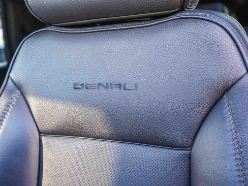 Used 2023 GMC Yukon Denali AWD/4WD image 26