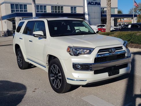 Used 2023 Toyota 4Runner Limited image 9