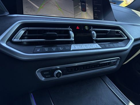 Used 2022 BMW X5 sDrive40i w/ Premium Package image 18