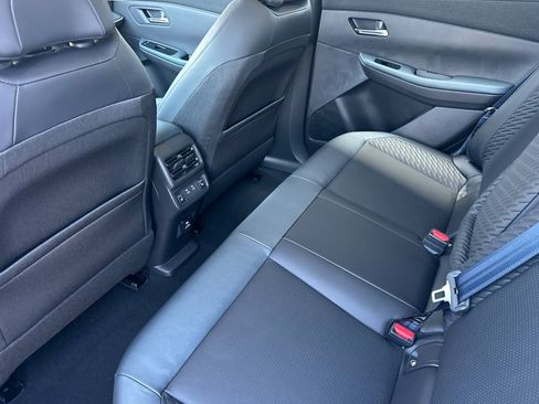 New 2026 Nissan Leaf Platinum+ w/ Cargo Package (Platinum+) image 14