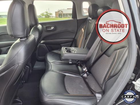 Used 2021 Jeep Compass Latitude image 28