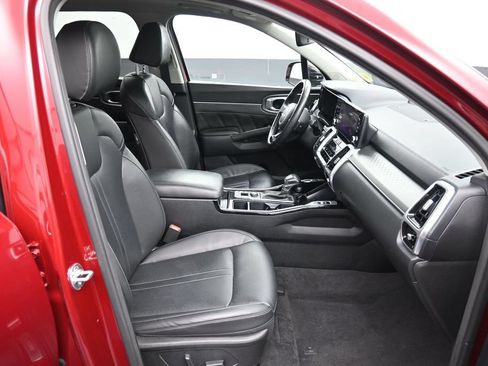 Used 2023 Kia Sorento SX AWD/4WD image 27