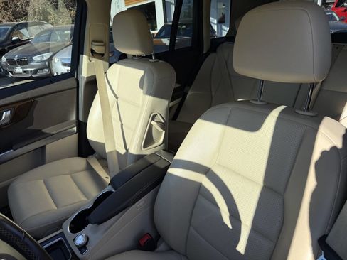 Used 2014 Mercedes-Benz GLK 350 4MATIC image 25