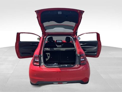 New 2024 FIAT 500 e (RED) image 10