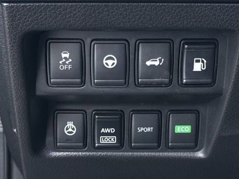 Used 2019 Nissan Rogue SL image 23