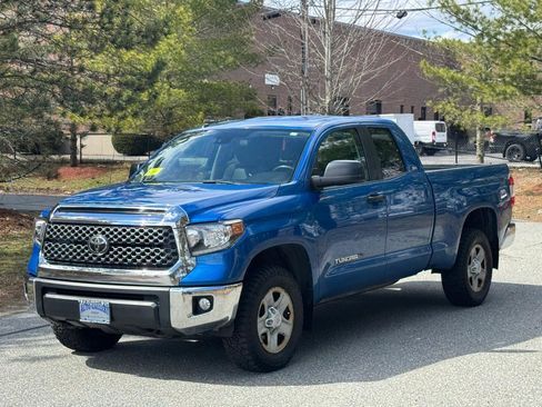Used 2018 Toyota Tundra SR5 image 1