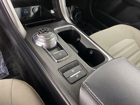 Used 2018 Ford Fusion S image 29