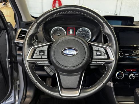 Used 2023 Subaru Forester Premium AWD/4WD image 15