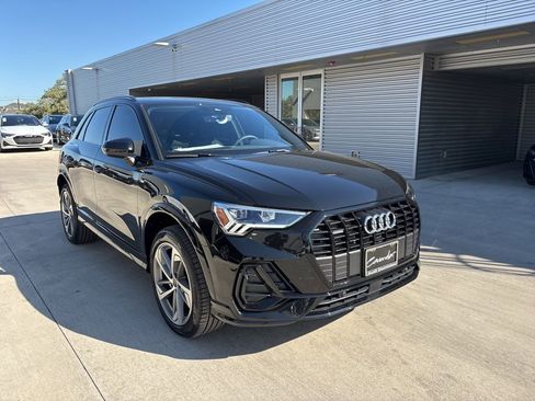 New 2025 Audi Q3 2.0T Premium image 3