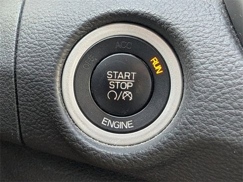 Used 2015 Chrysler 200 C w/ Navigation & Sound Group I image 28