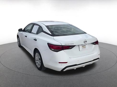 Used 2025 Nissan Sentra S image 11