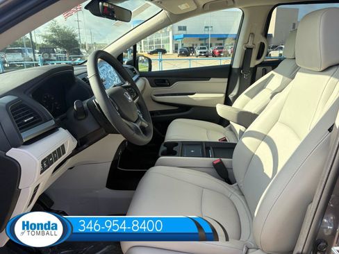 New 2026 Honda Odyssey EX-L image 7